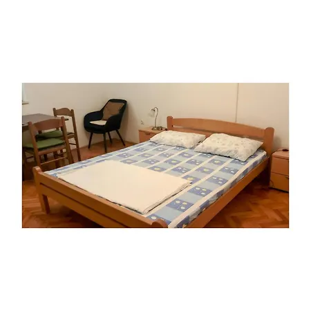 Considerable Investment On Comfort New Request Three Transport Every Day With Our Car For Free 3*