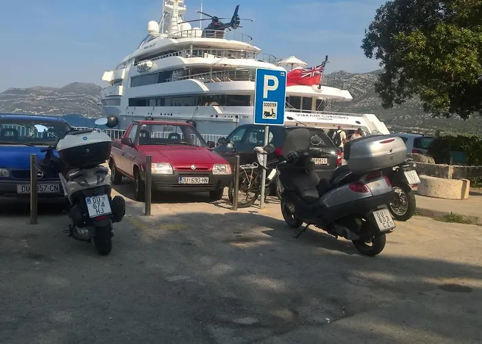 New Considerable Investment On Comfort New Request Three Transport Every Day With Our Car For Free 3* Korčula